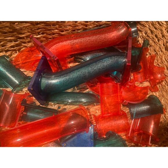 Magnetic Tiles + Pipe Set TONS of pieces Pre-owned Playmags + Lukat Brands - Picture 7 of 16